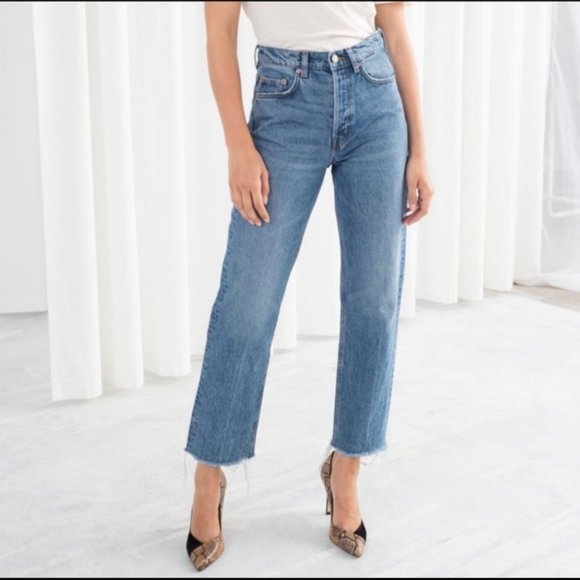 & Other Stories Denim - 🔥 & Other Stories Raw Edge Medium Wash Jeans